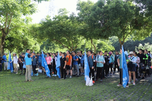 6165cc金沙总站研究院团建2.gif